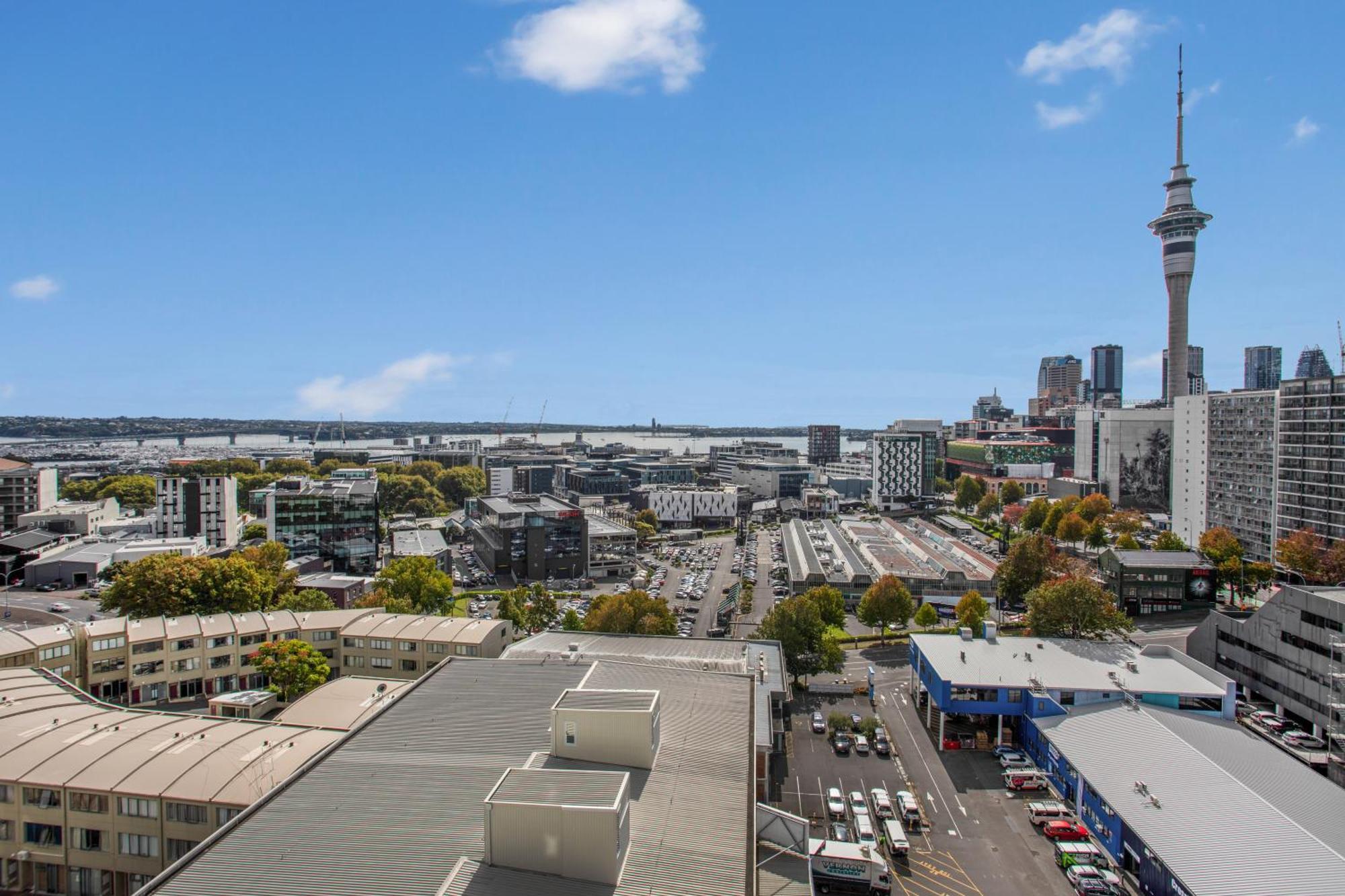 Skyline Serenade Apt With Skycity View And Parking 奥克兰 外观 照片
