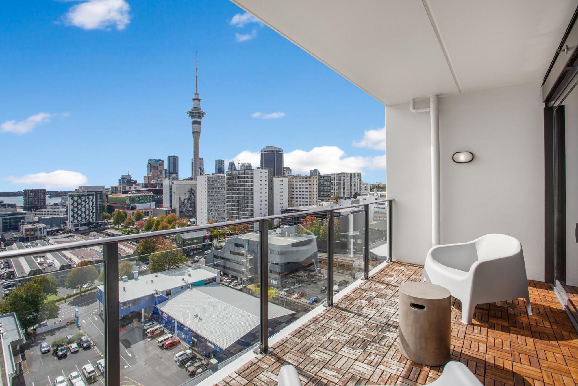 Skyline Serenade Apt With Skycity View And Parking 奥克兰 外观 照片